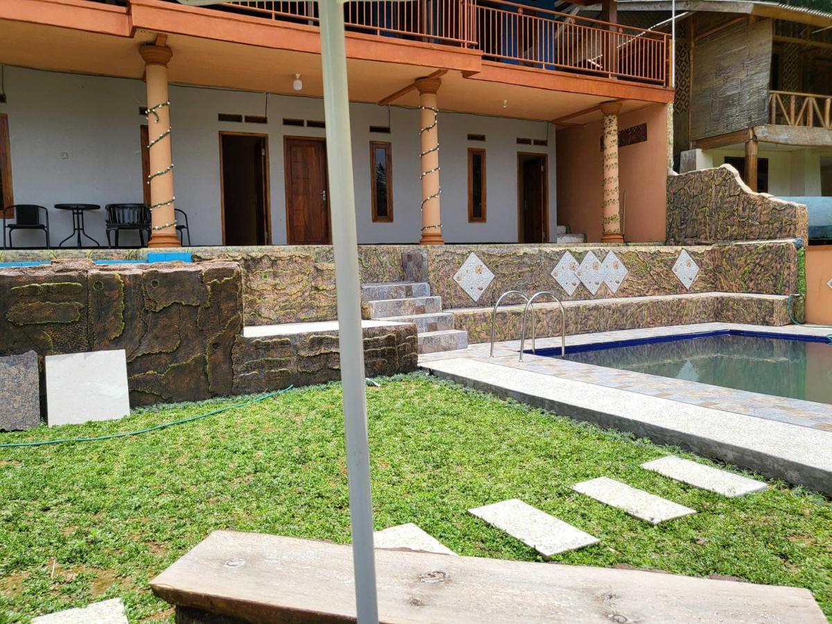 Express O 92345 Villa Bidadari Gunungpicung Экстерьер фото