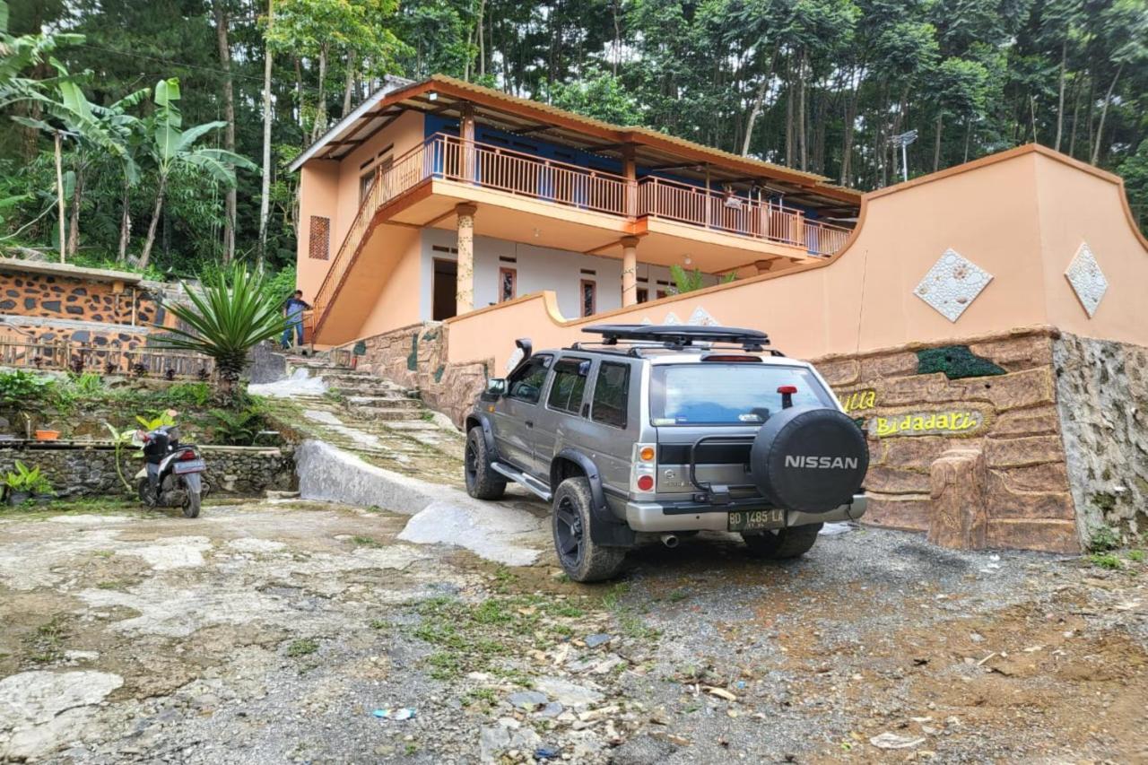 Express O 92345 Villa Bidadari Gunungpicung Экстерьер фото