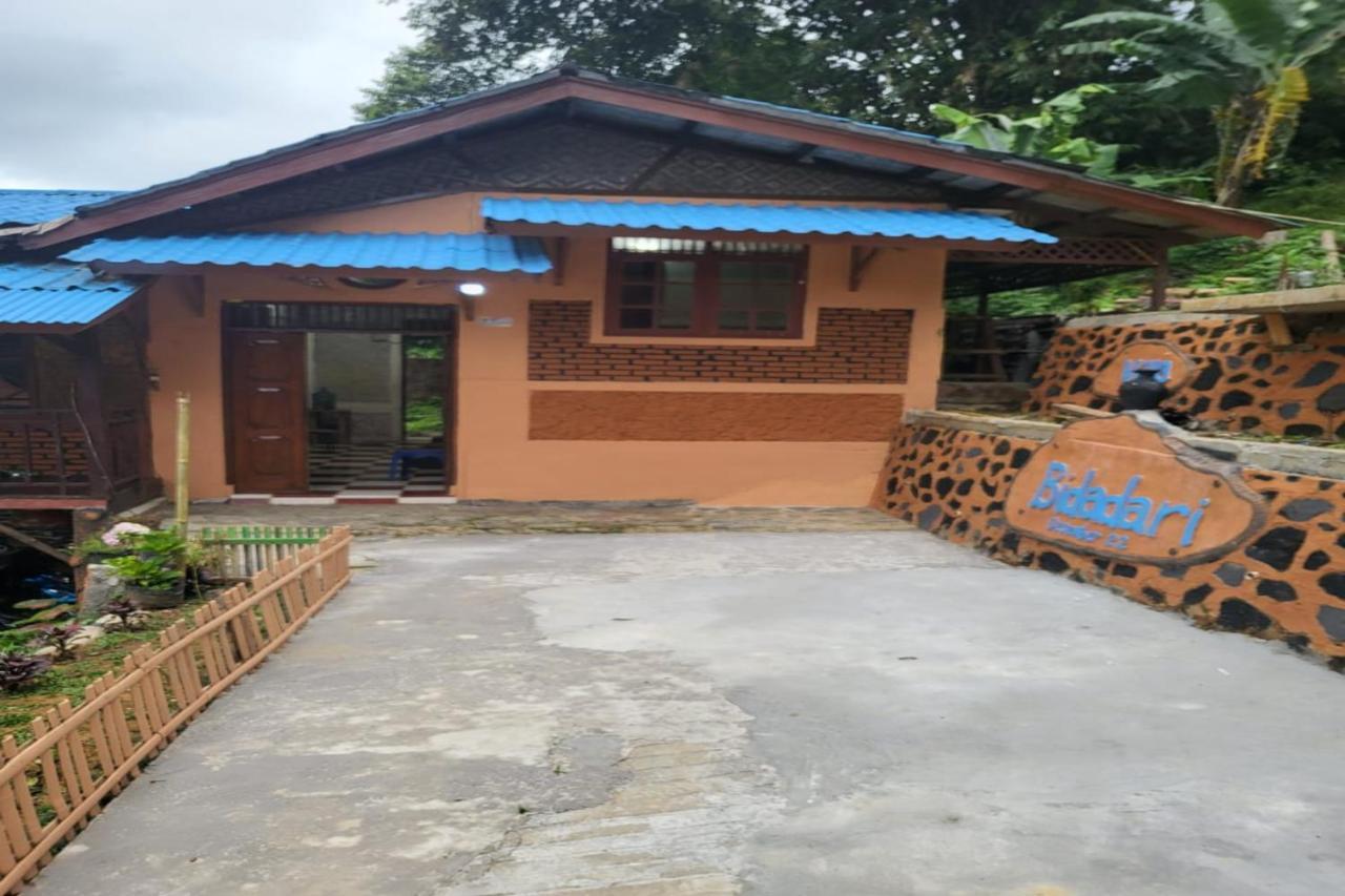 Express O 92345 Villa Bidadari Gunungpicung Экстерьер фото